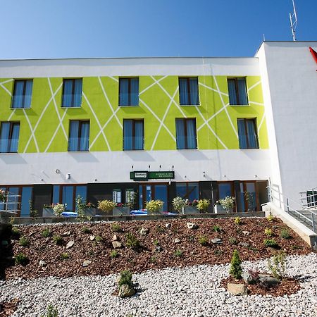 Nad Kralovnou Hotel & Restaurant Praag Buitenkant foto