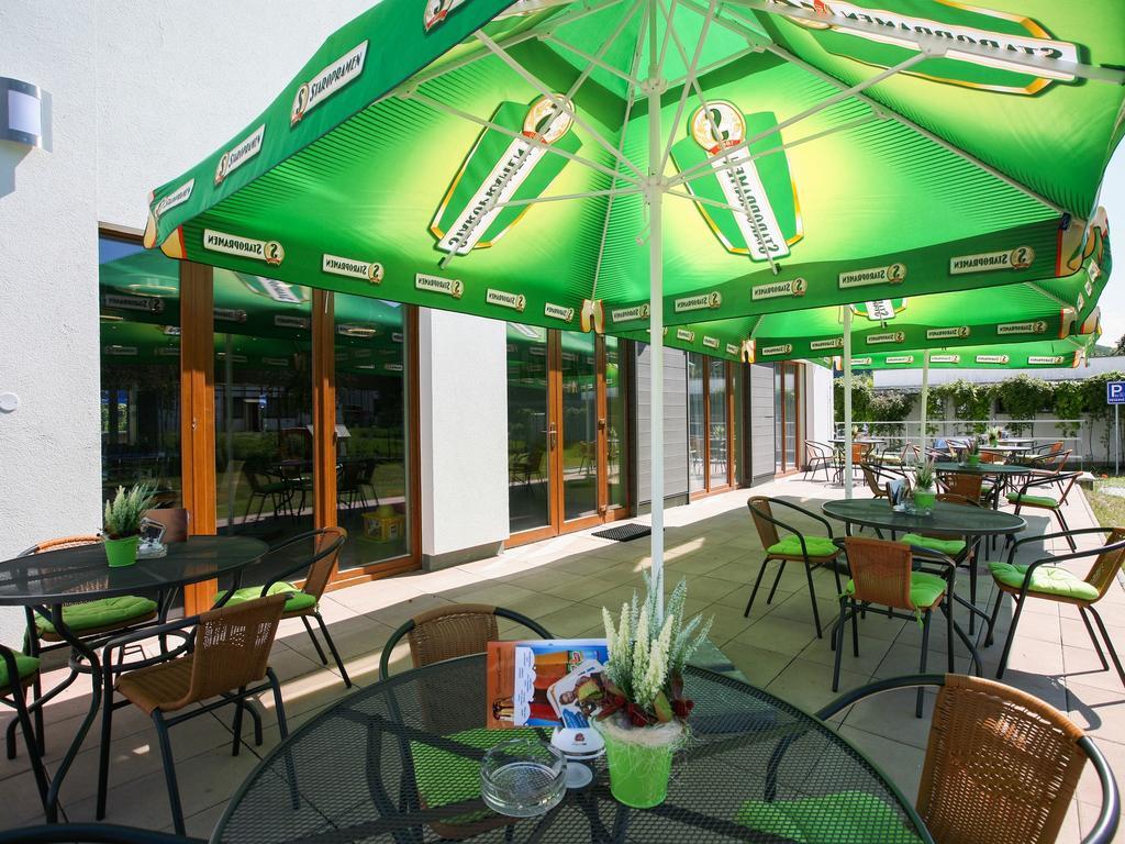 Nad Kralovnou Hotel & Restaurant Praag Kamer foto