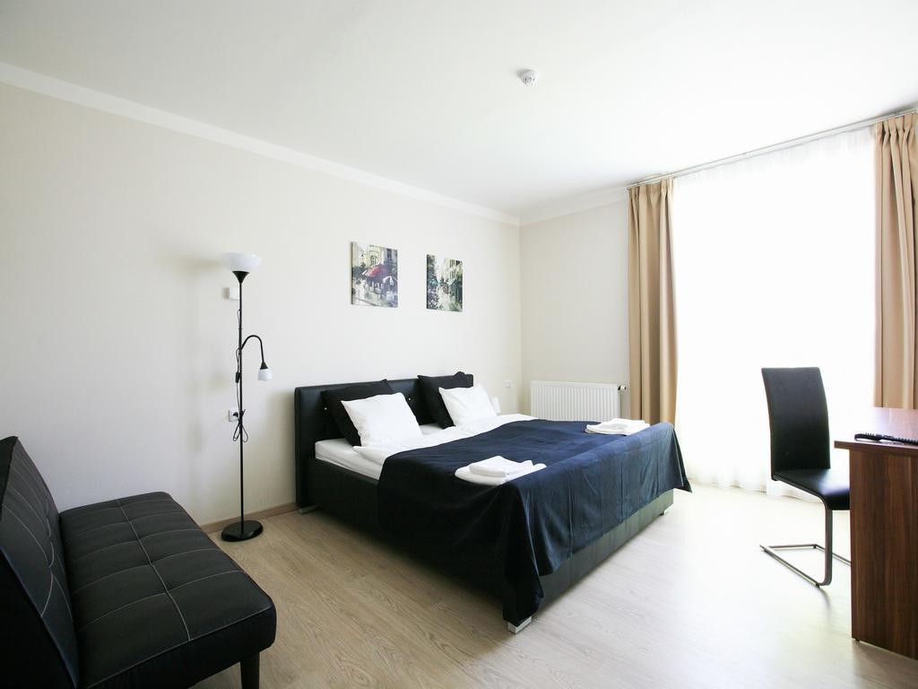 Nad Kralovnou Hotel & Restaurant Praag Kamer foto